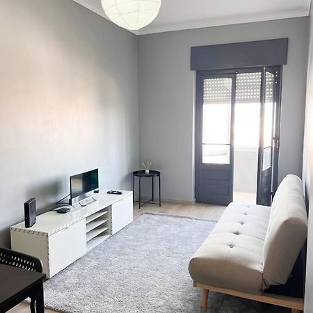 Luna Apartment Corroios Eksteriør bilde